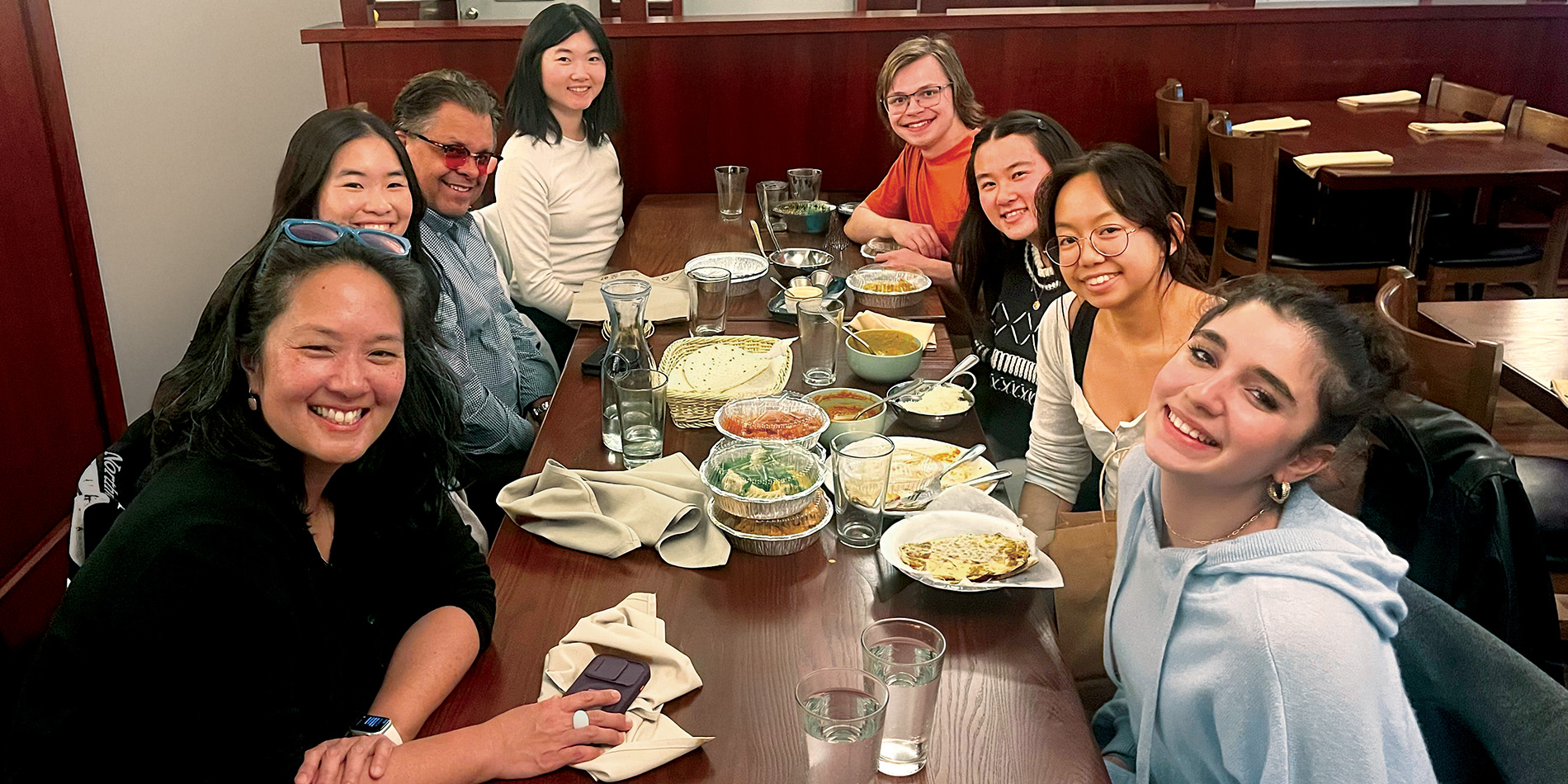Students at Dine with the Dean