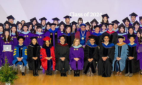 CUHK grads